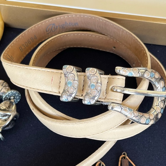 $20 XL Brighton Silver Cream Beige Nude Belt with Ornate Buckle FIRM PRICE - Picture 2 of 7